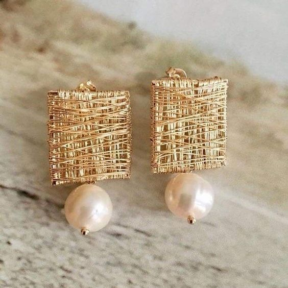 Elegance - Pearl Thread Earrings