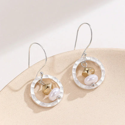 Retro Circular Pendant Earrings